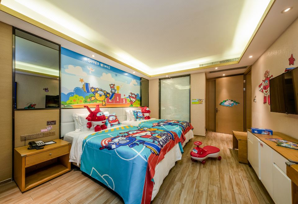 Yuetianxia Hot Spring HotelSuper Wings Garden Hot Spring Four-Bedroom Villa - Private Tub