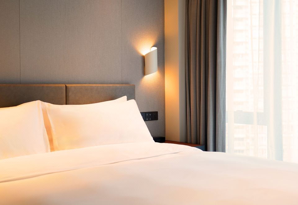 暖心大床房（私享席梦思床垫+亲肤床品+无障碍风格）