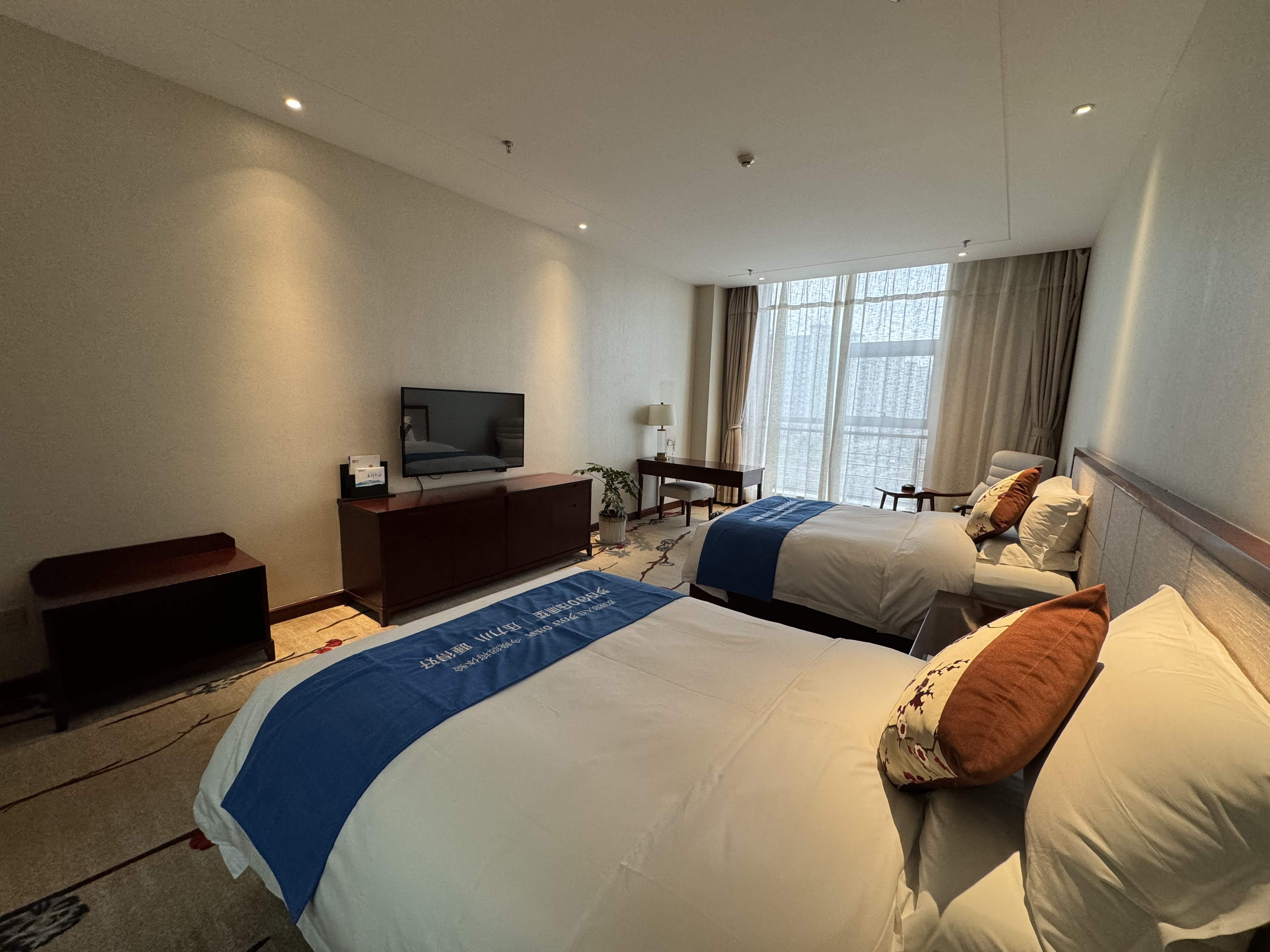 0压精致双床房（梦百合0压床垫+0压记忆枕）