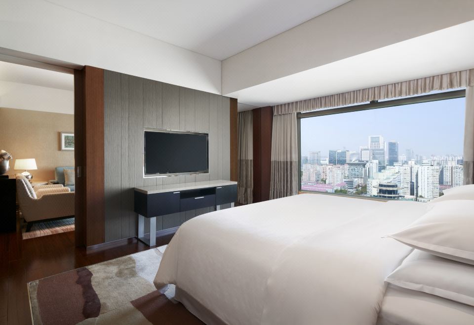 行政家庭套房（智能投屏）