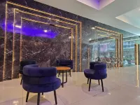 Hollywood Dannok Hotel