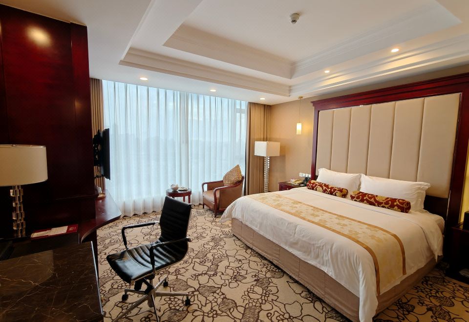Soluxe Hotel GuangzhouSuperior River View King Bed Room（Canton Tower View）