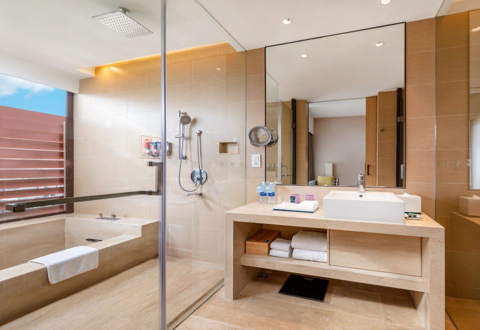 Four Points By Sheraton Guangdong Heshan FangyuanFamily Room(Soaking Tub, Terrace)
