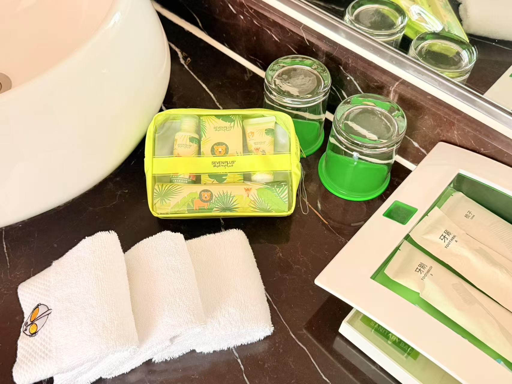 奥特曼亲子主题大床房