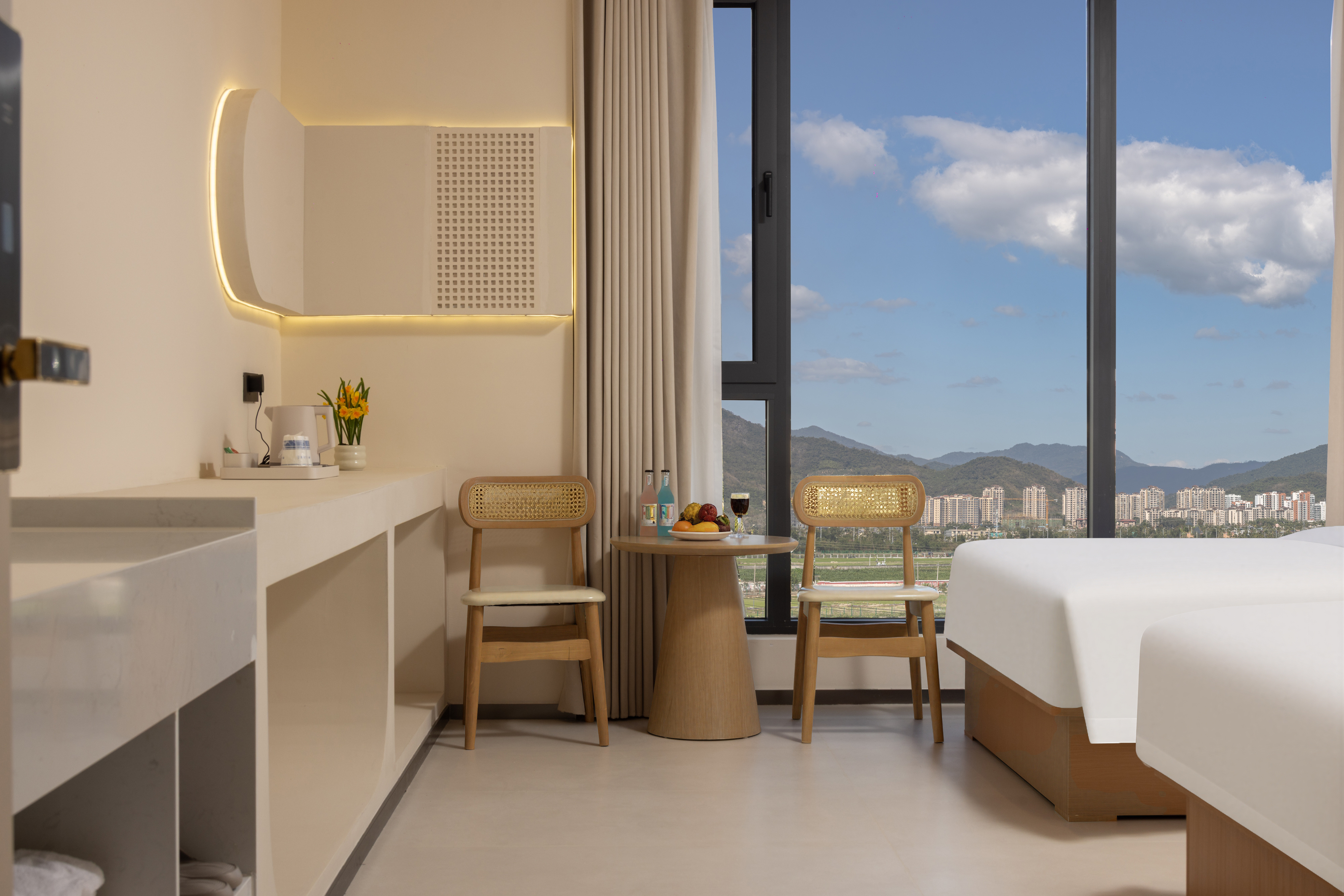 椰风拾光丨雅致双床房[AI智控-柔软床品-畅享影音]