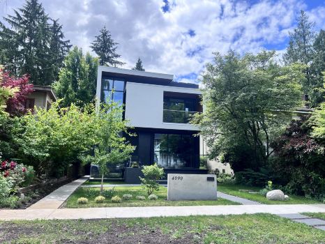 Modern house near UBC