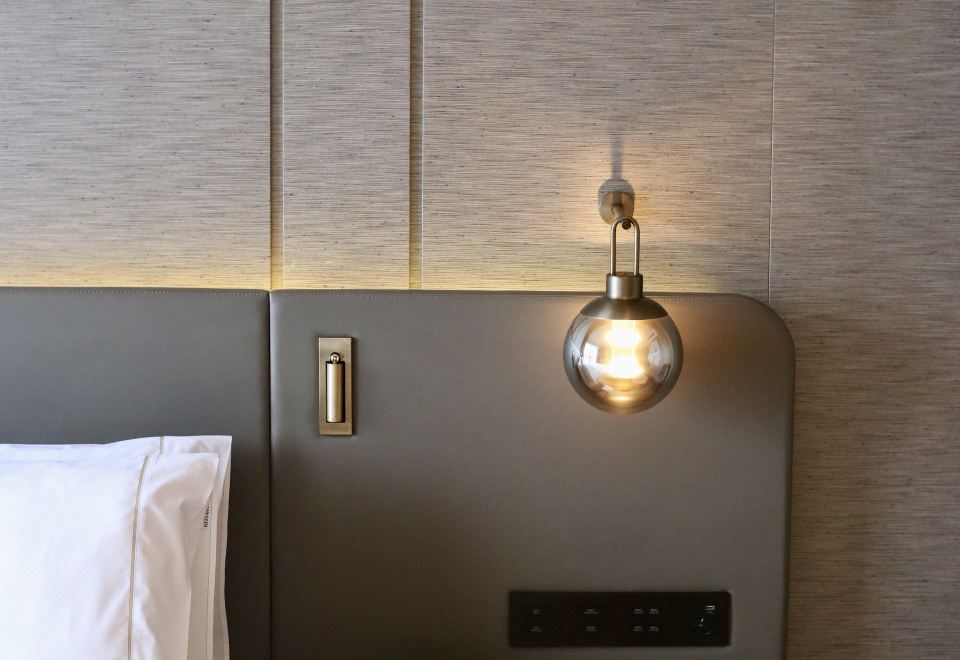 豪华江景大床房