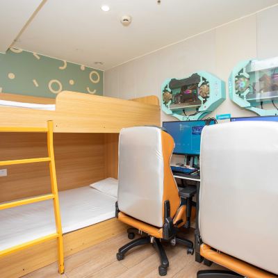 電競雙床房[5060+32G+i712代+2K240+LOL鑽石特權] 愛電競飯店（上海虹橋龍柏新村地鐵站店）優惠