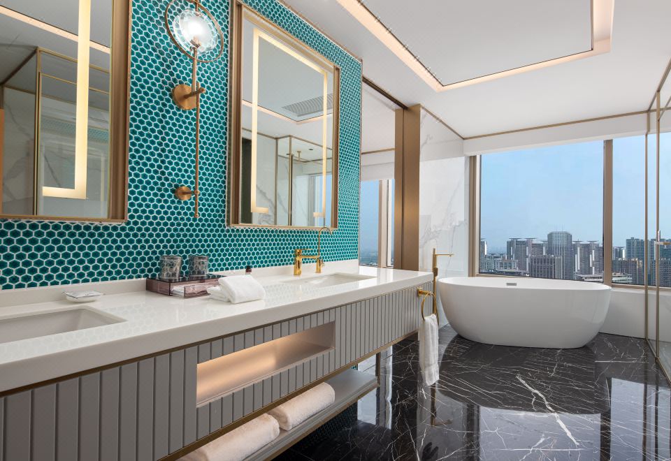 豪华行政大床房