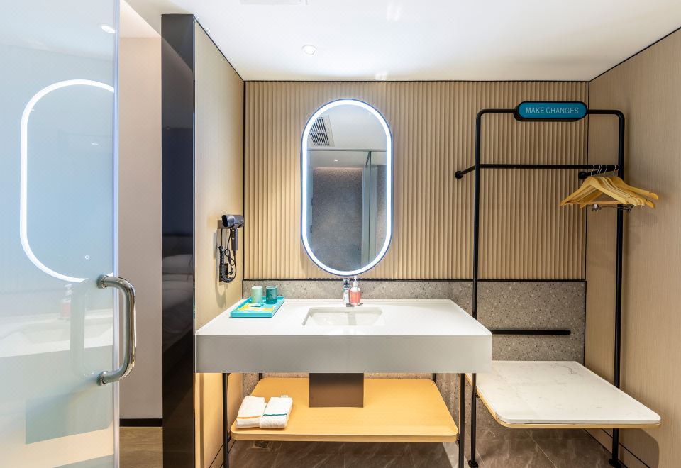 Smart Superior Room (Double Bed)