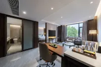 Lushan Zhihong Hotel (Meilu Store, Guling Street, Mount Lushan Scenic Zone)
