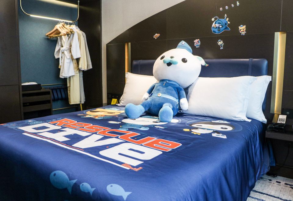 The Octonauts Theme Family Room