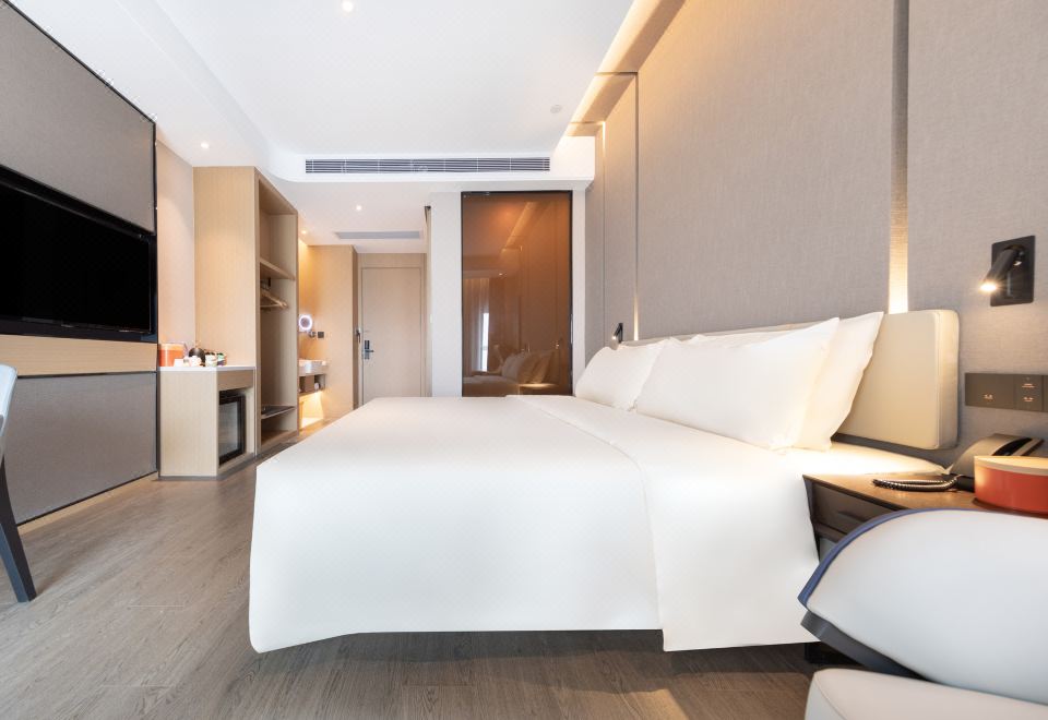 Atour Hotel Guangzhou  Railway South Station Vanke CenterExecutive Queen Room