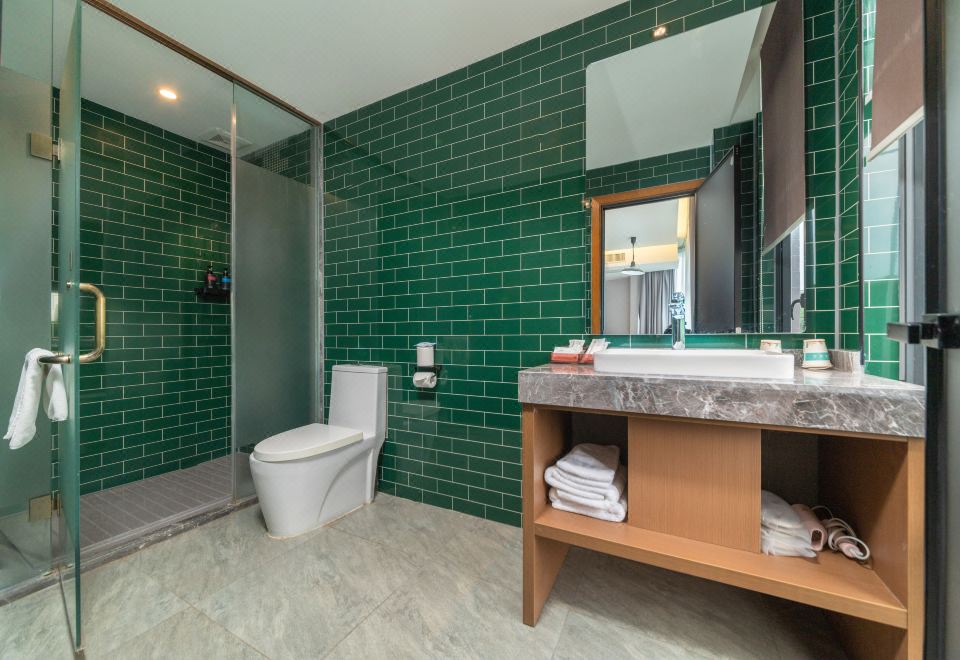 美致·行政大床房（中央空调+坐卧沙发+舒适好眠床垫+迷你冰箱+定制深睡好眠床品）