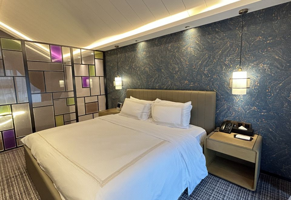 環游·荷蘭風車印象庭院私湯大床別墅