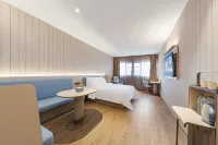 HanTing Hotel (Yancheng Funing Xiangyang Road Tiejun Square)