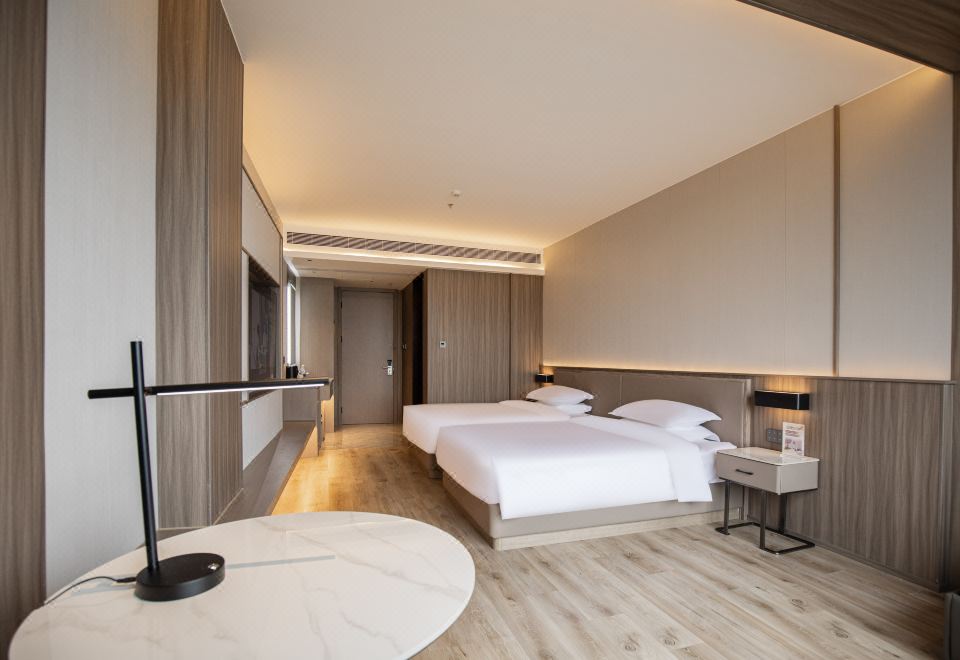 Century International Convention Center (Baijia Lake 1912)Exquisite Lake-view Standard Room (Electric Curtains + Smart Toilet + Bathroom With Dry-Wet Separation)