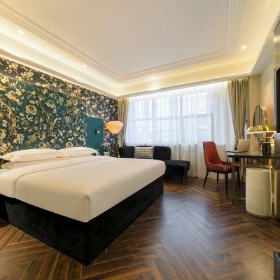 風雅大床房（空氣凈化器+乳膠枕頭+智能燈控） 錦江都城飯店（廣州白雲新城萬達廣場店）優惠