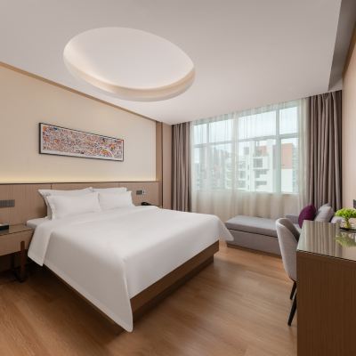 純凈自然商務大床房 麗楓酒店（中山沙溪星寶時代廣場店）優惠