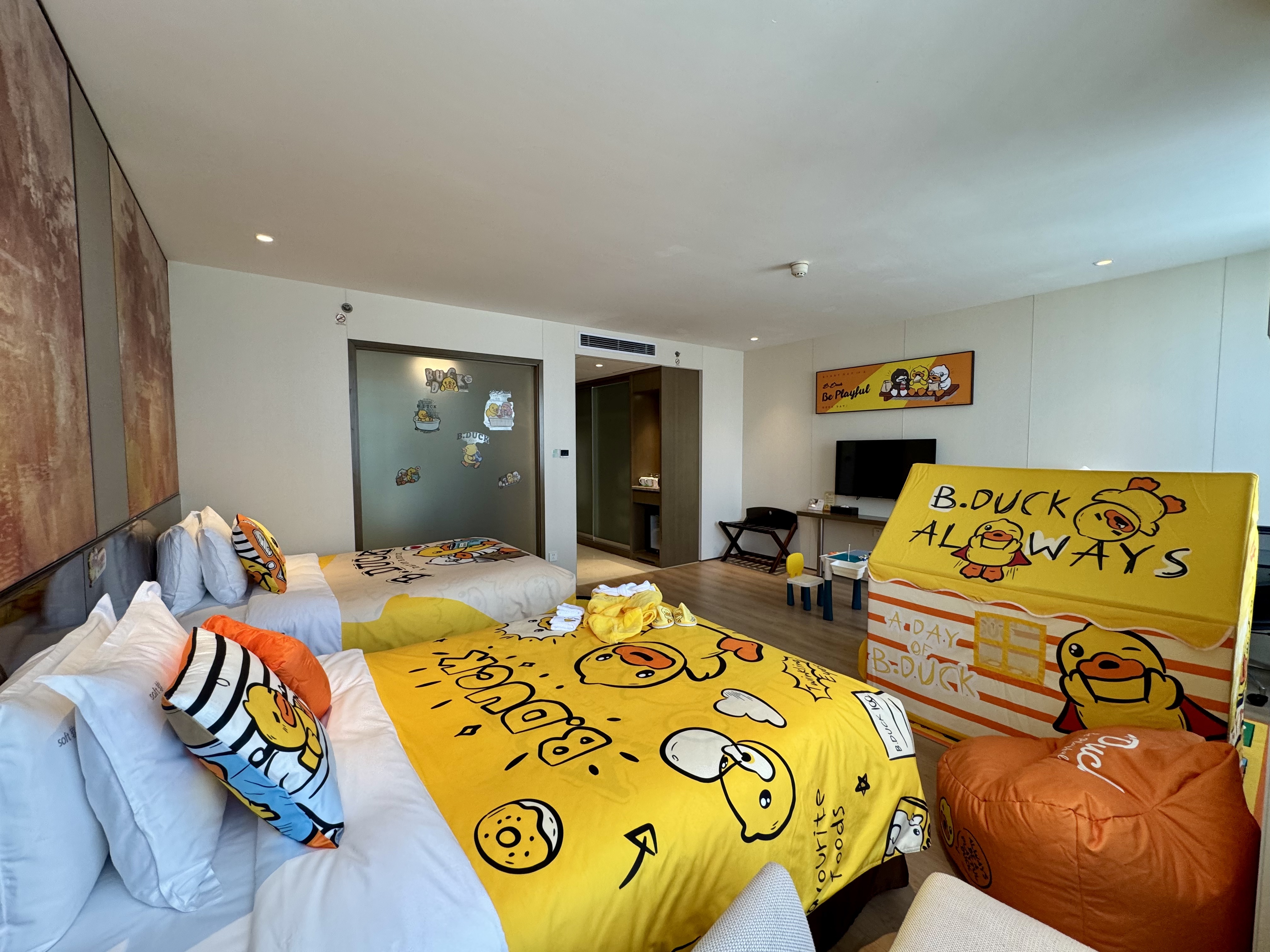 B.Duck小黄鸭亲子主题双床房