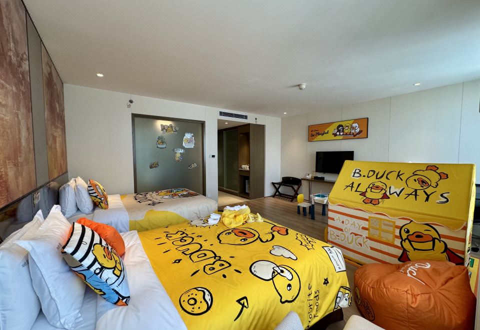 B.Duck小黄鸭亲子主题双床房