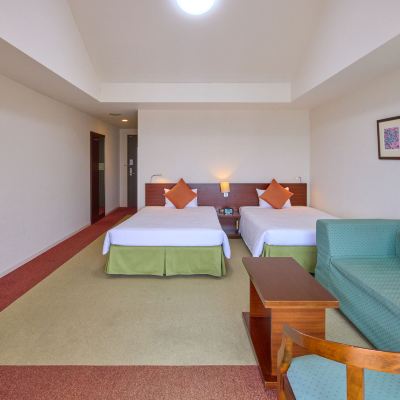 ハイフロアエグゼクティブルーム ホテルゆがふいんおきなわ クーポン