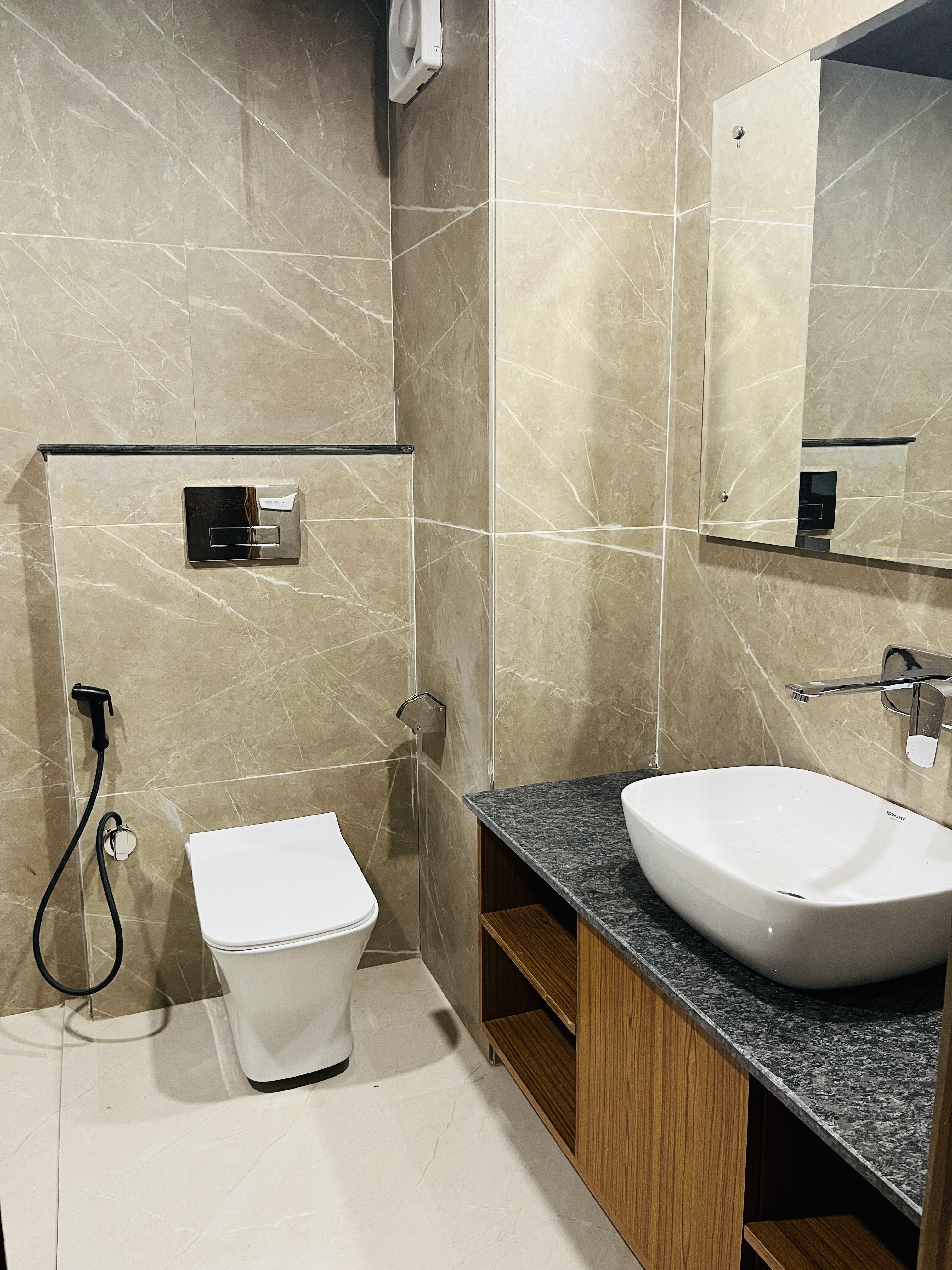 Skyview Premium With Balcony