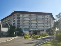 Baoting ShuangDa Luxury Hot Spring Hotel