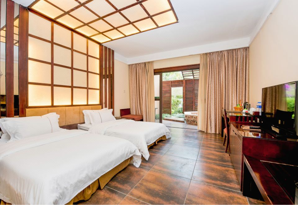 亲水别墅花园复式房|客房直达泳池|独立温泉池