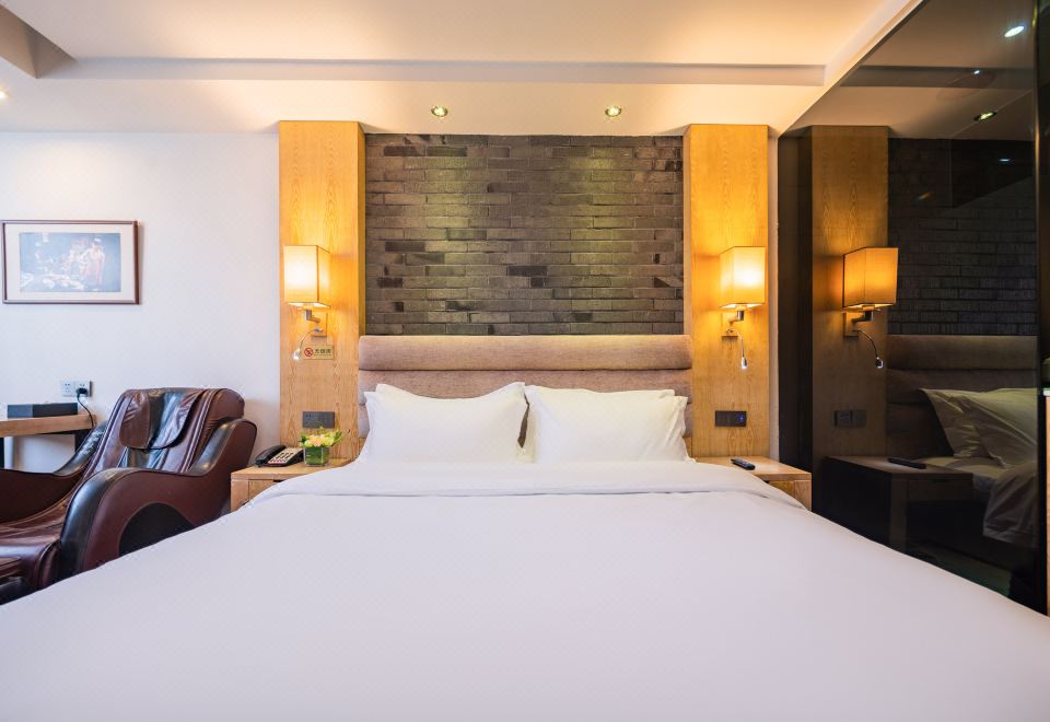 清新养生大床房（畅享按摩椅+空气净化器）