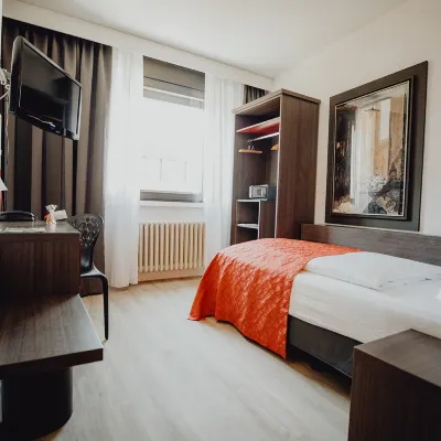 Art & Business Hotel Отели рядом с достопримечательностью «Музей ремесла»
