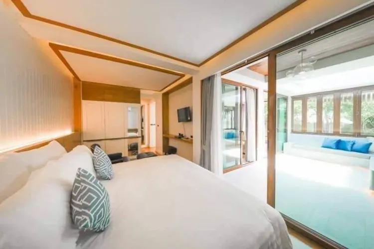 สกาย พูล สวีท