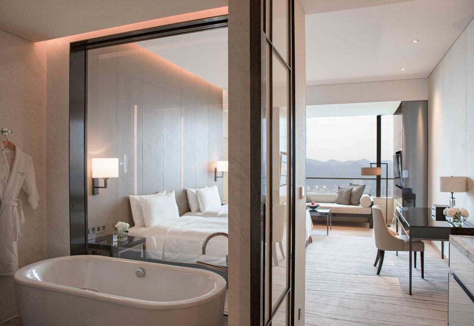 N3尊貴江景雙床房