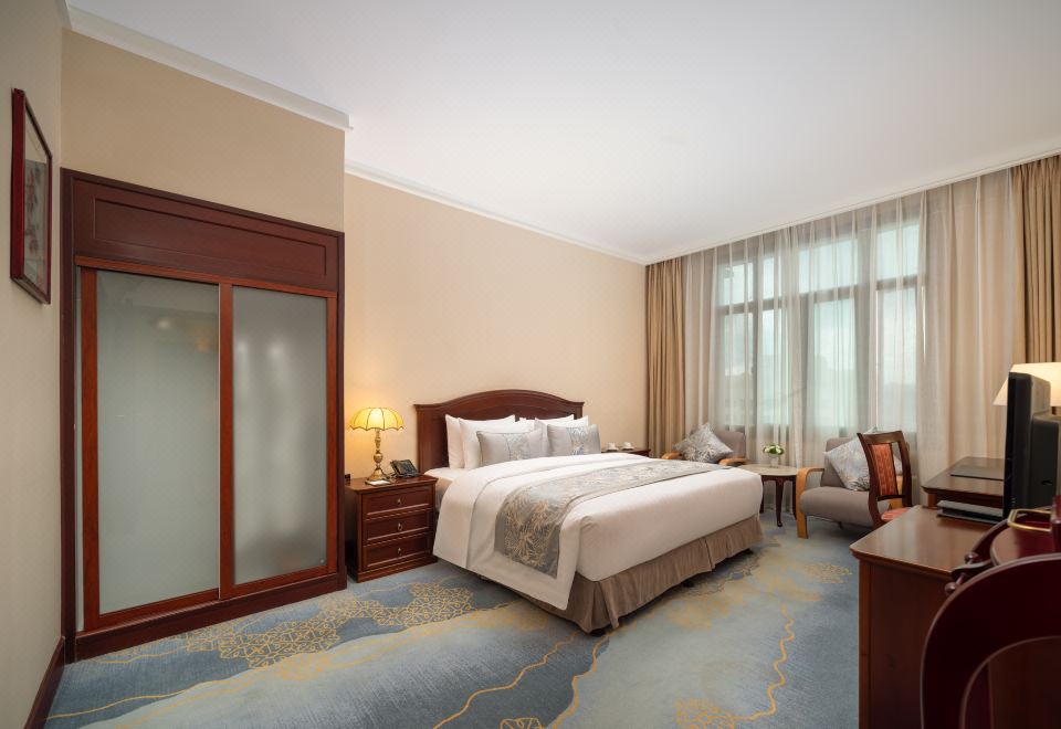 家庭套房「俯瞰市中心CBD盛景+2房1厅奢阔格局」