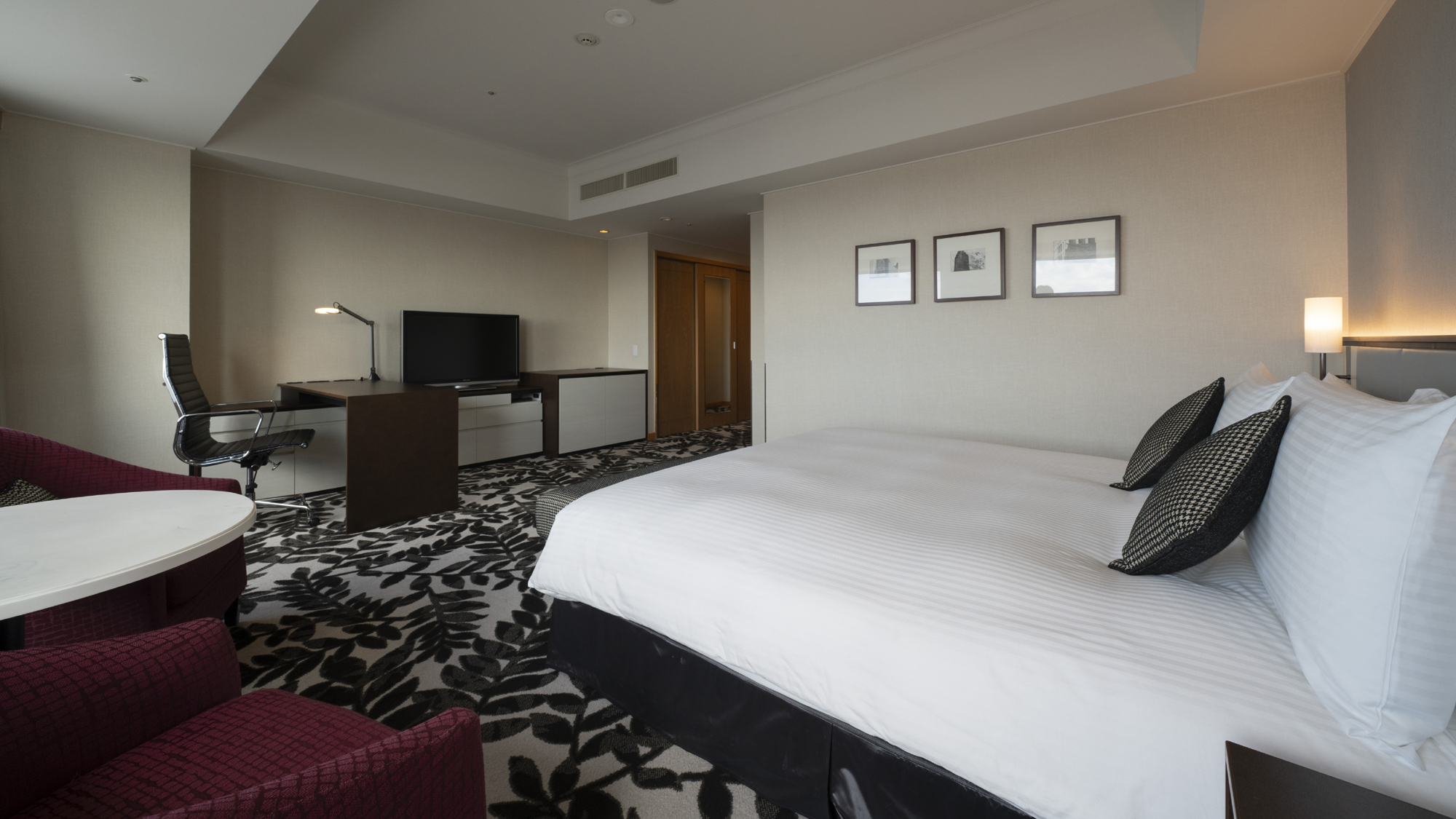 1张大床甄选名古屋港摩天轮景可吸烟房