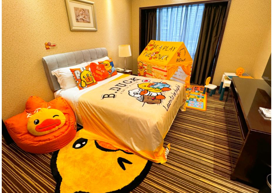 經典小黃鴨主題家庭套房