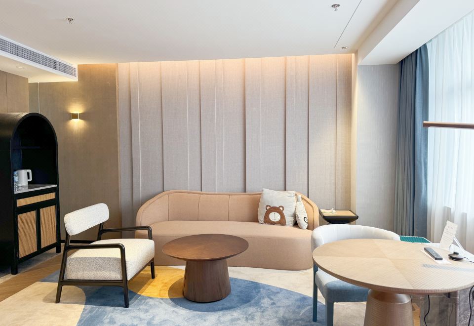 Baiyun Hotel GuangzhouFamily-friendly Suite