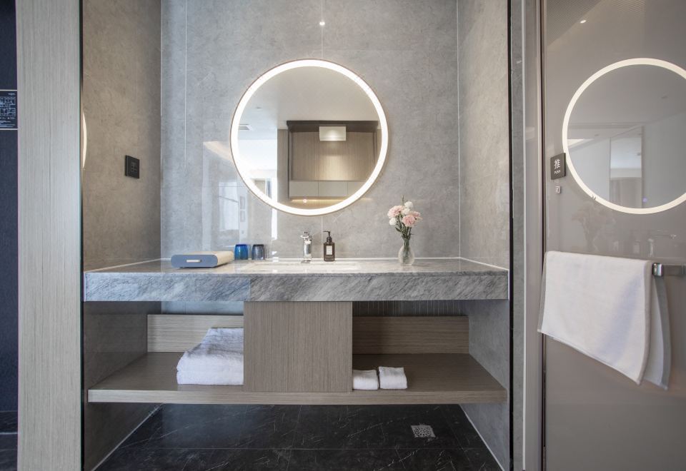 健康睡眠森林氧吧双床房（智能客控+有氧机+落地玻璃+乾湿分区）