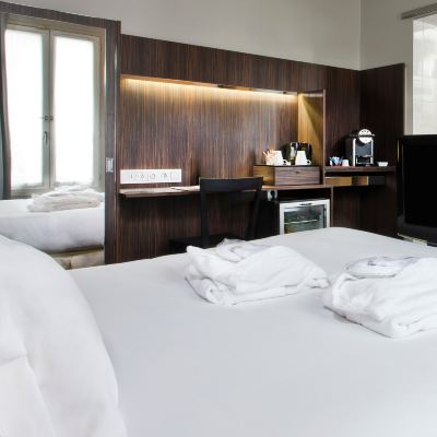 Club Room Libertel Gare de l＇Est Francais Promo Code