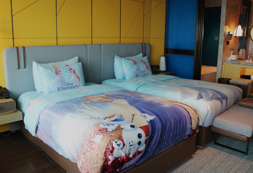 亲子城景双床房（观鹭岛城际风光）