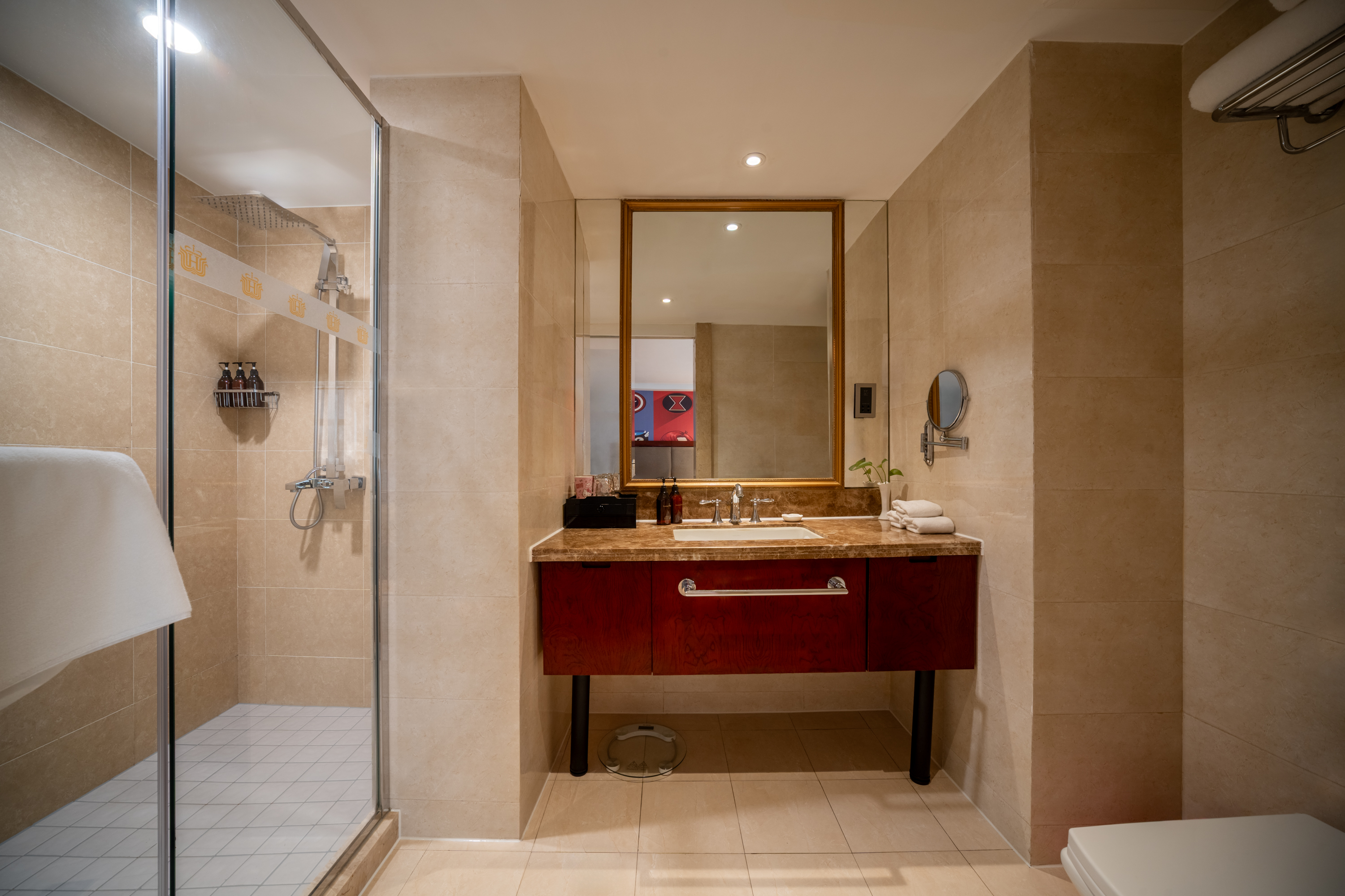 New Paris Hotel巴黎家庭房主题房·玩具·帐篷