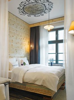 25hours Hotel Munich the Royal Bavarian