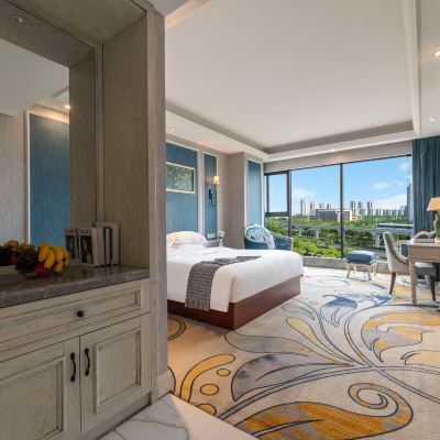 臨空大床房 隴藤飯店優惠