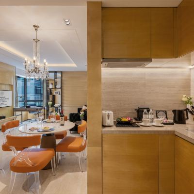 雙錦閣至尊二居商務套房 | 城景書房+廚房+洗烘一體機 上海御錦軒凱賓斯基全套房酒店優惠