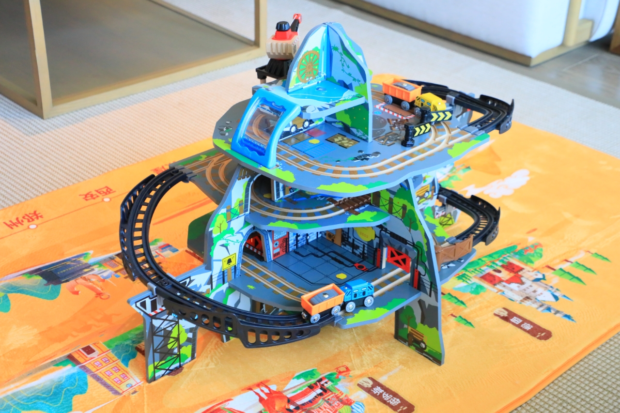 丝绸之路主题湖景套房