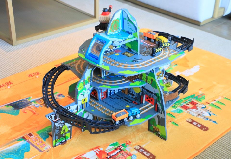 丝绸之路主题湖景套房