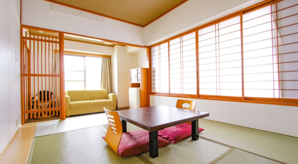 【无烟】经济型日式客房（6张榻榻米），带室内浴池（山景）