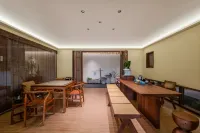 Shihong Hotel