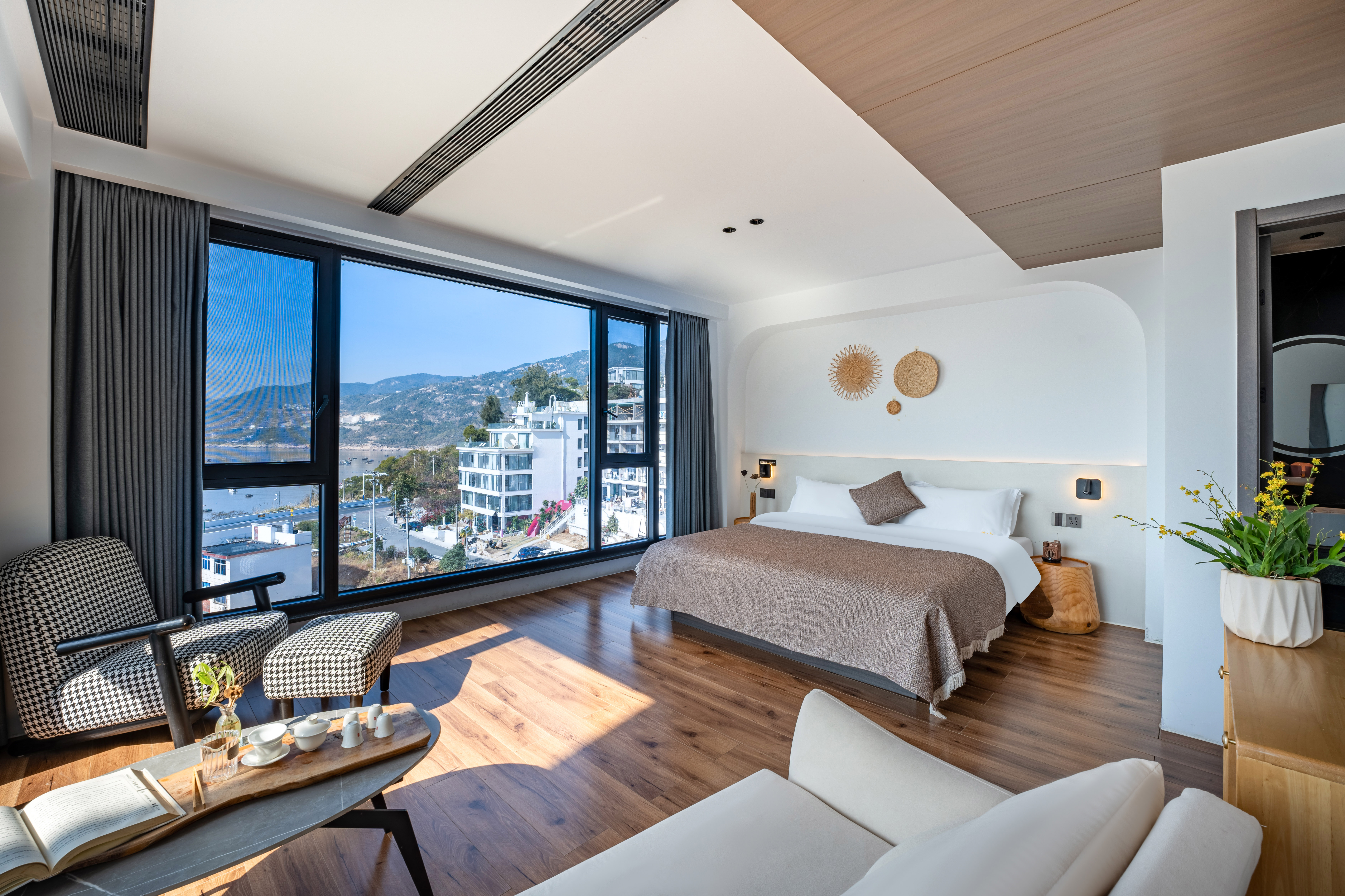 Floral Hotel·Xiapu Mid Mountain Lansu Hotel (Sansha Dongbi Store)半夏-270°海景大床房（双面采光+休闲沙发+东壁日落）