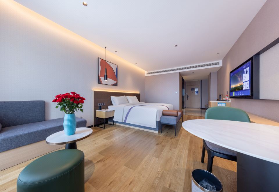 Deluxe Room (Double bed)